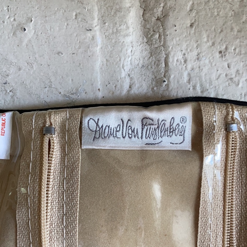 Travel bag for jewelry-DVF - Picture 3 of 4
